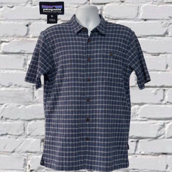 Patagonia Men’s Organic Cotton Button-Up Shirt XL| Blue Plaid| Short Sleeve - Picture 2 of 12